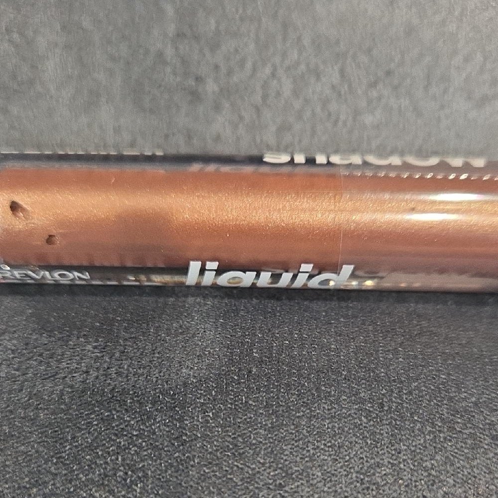 Revlon Glimmer Liquid Shadow - Bronze Gold - Picture 2 of 2
